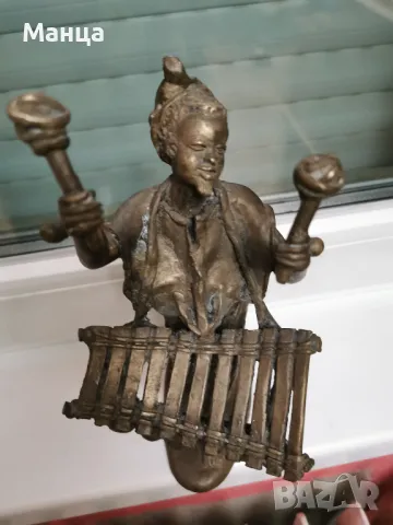 Африканска бронзова статуетка