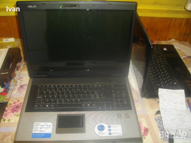 17 Инча Лаптоп ASUS F7E-Работещ-За Преинсталация-Intel Core Duo/3 GB RAM/HDD 250 GB/DVD/19V, снимка 2 - Лаптопи за работа - 42506986