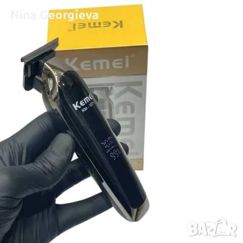 Професионална машинка Kemei KM-1571 - За коса и брада с LCD дисплей, снимка 3 - Машинки за подстригване - 56089393