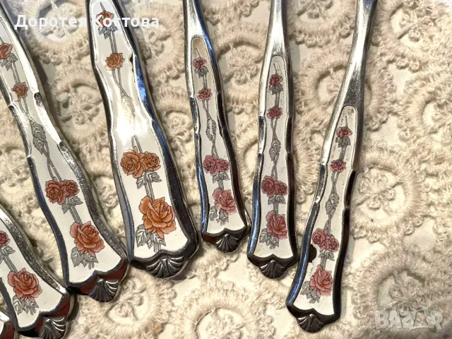Красиви прибори MONOGRAM от Англия с рози и керамични дръжки, снимка 4 - Антикварни и старинни предмети - 48200318