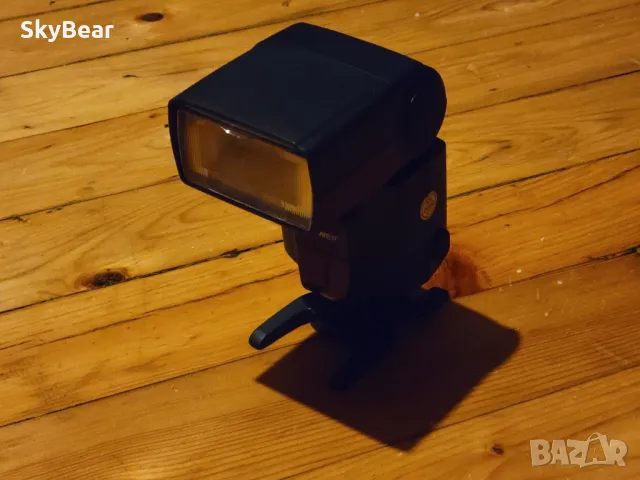 светкавица neewer tt 520 за ремонт, снимка 3 - Светкавици, студийно осветление - 47753984