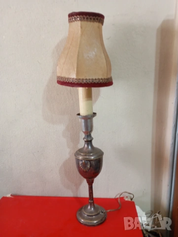 Настолна лампа арт деко
