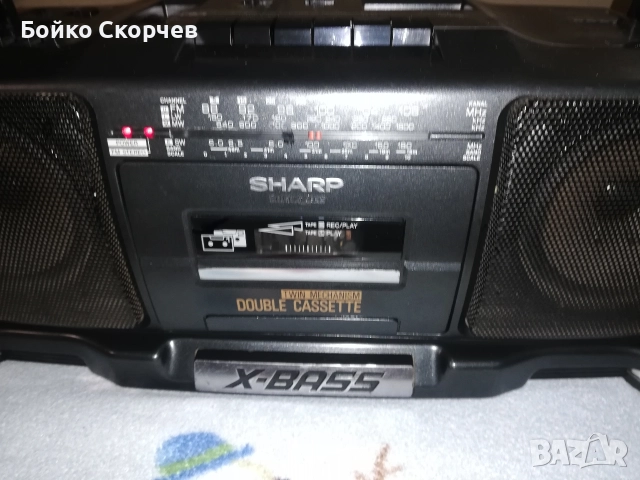 Радиокасетофон SHARP.