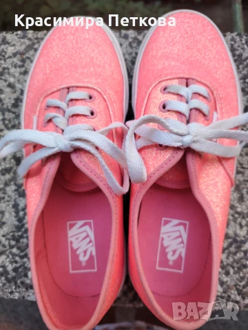 Нови детски блестящи гуменки Vans номер 34
