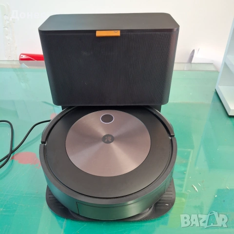 Irobot  J7 прахосмукачка робот