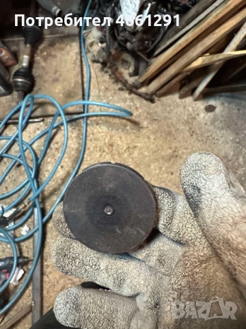 Капачка за ролките на паразитният ремък на Мерцедес Mercedes само за 5лв. 2603395 Valeo, снимка 2 - Части - 52566492