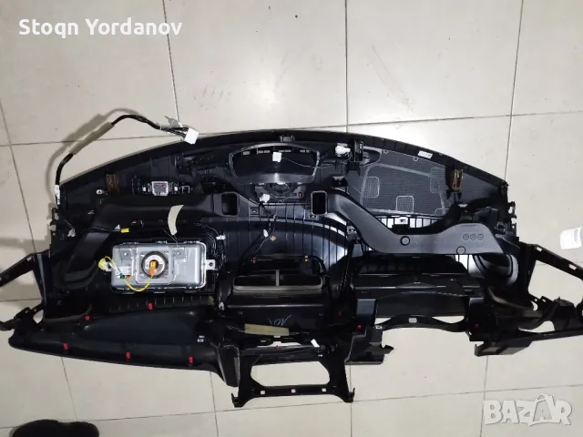 арматурно табло за Ярис след 2021, снимка 4 - Части - 48227433