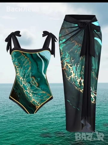 Цял бански с парео. 