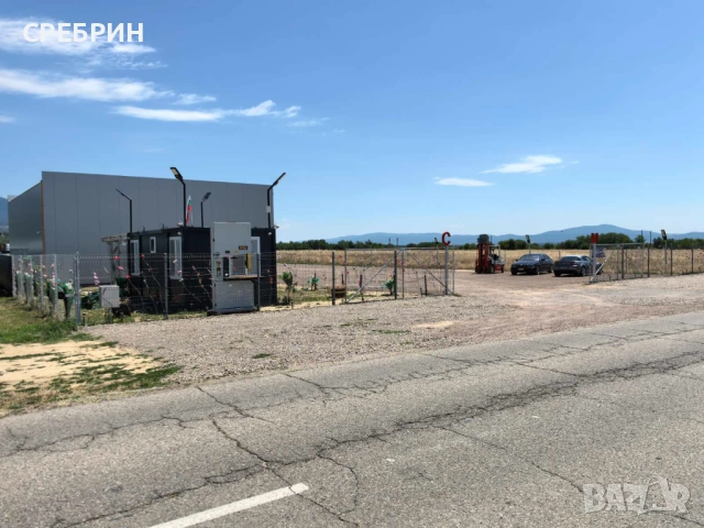 По заявка НЕМСКА ХИДРАВЛИЧНА ДРОБИЛКА с два мотора по 22 кв всеки с капацитет на дробни 8 кубика на , снимка 16 - Други машини и части - 51612775