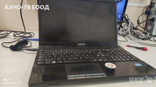 Лаптоп Samsung NP300V5Z