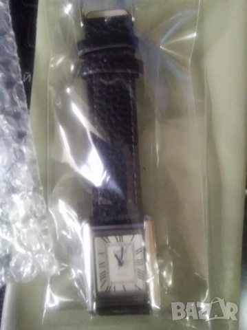 Дамски часовник, снимка 3 - Дамски - 52676219