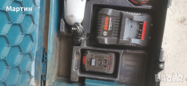 )BOSCH GDS 18 V-Li HT Professional Акумулаторен ударен гайковерт 18 V 2x5 Ah 650 Nm 1/2, снимка 3 - Винтоверти - 52526602