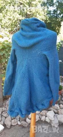 ръчно изплетена кръгла жилетка 