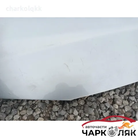 Преден капак киа карнивал 2.9д седона, снимка 2 - Части - 47604336