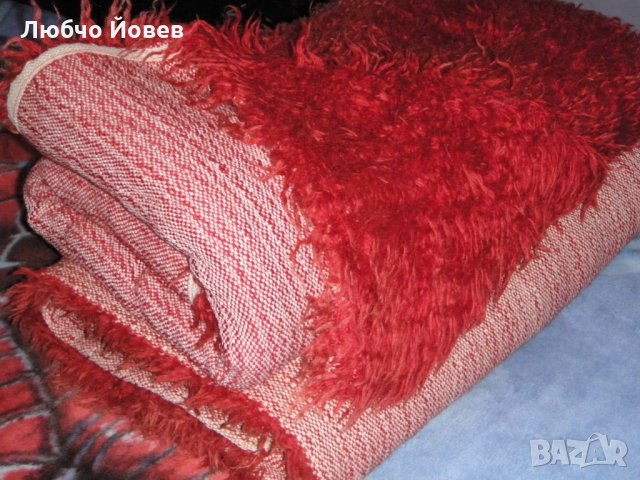 Продавам Китеници алено червени, 2 бр.