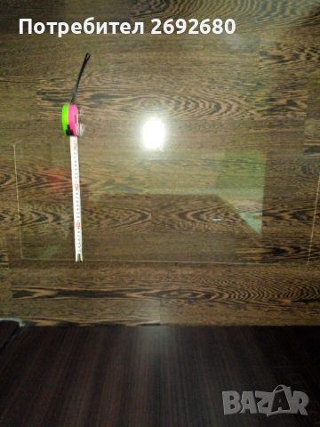 Стъклени рафтове(76.5/30см.) и вратички от холна секция , снимка 4 - Секции и витрини - 44875303