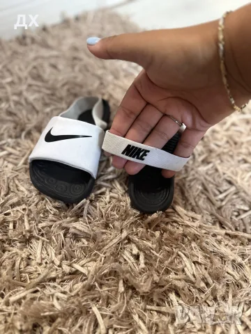 сандали nike 25/26 номер, снимка 2 - Детски сандали и чехли - 56122444