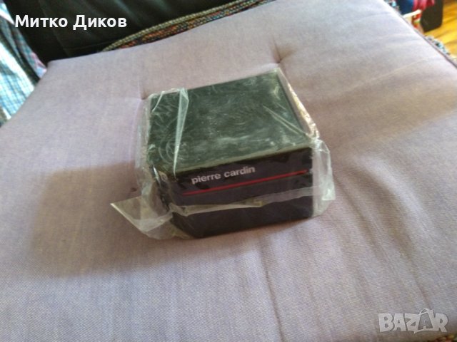 Pierre cardin -кутии за часовник нови с възглавнички и без-4 броя, снимка 14 - Други - 41577775