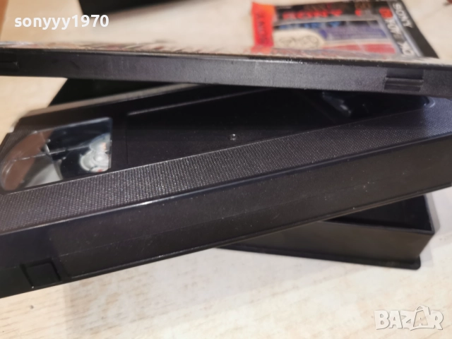 JUGO FOLK-VHS 1512251431, снимка 4 - Други музикални жанрове - 52801433