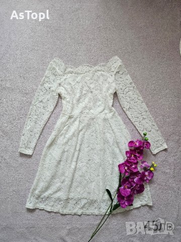 Бяла рокля 