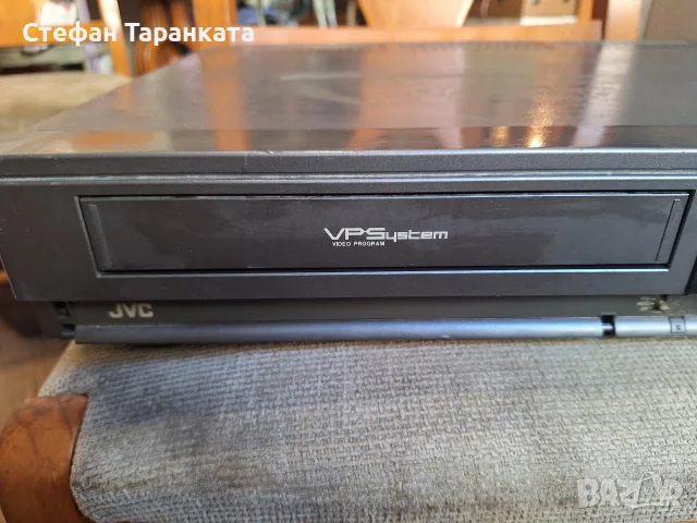 видио JVC в незнайно състояние , снимка 4 - Аудиосистеми - 55736910