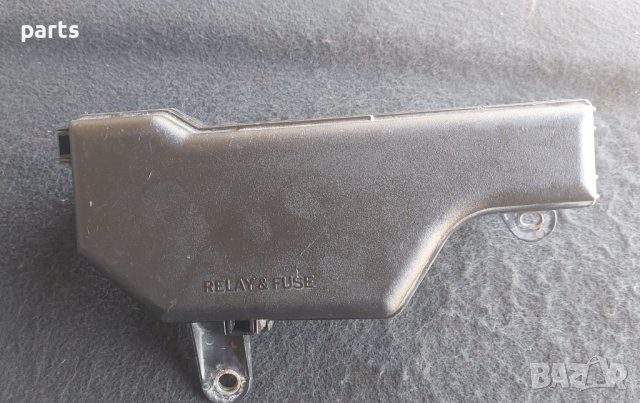 Бушонна Кутия и Релета Лексус ИС200 - Lexus IS200 N, снимка 5 - Части - 41868018