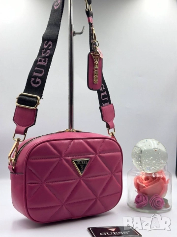 чанти guess, снимка 5 - Чанти - 51455111