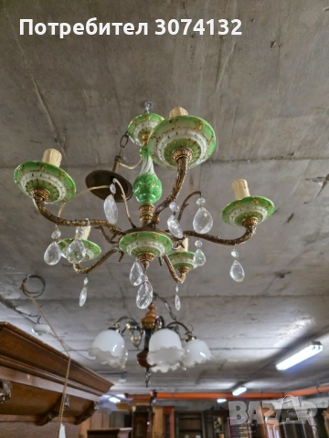 Италиански полилей от порцелан и кристал, снимка 2 - Полилеи - 53650250