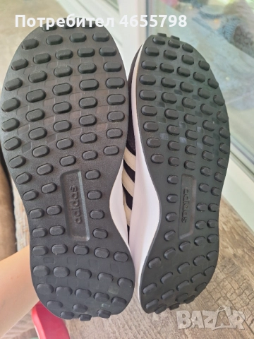 Маратонки Адидас , снимка 2 - Маратонки - 52472691