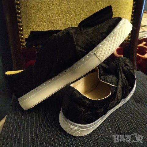 Нови маркови обувки РАЗПРОДАЖБА, снимка 3 - Дамски ежедневни обувки - 40134953