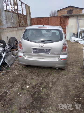 Тойота корола версо 2.0 d4d 116 на части, снимка 3 - Автомобили и джипове - 36104509