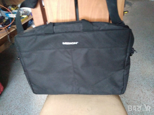 Голяма чанта за лаптоп