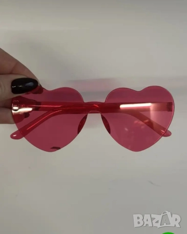 Водоустойчиви дамски очила със стъкла във форма на сърца