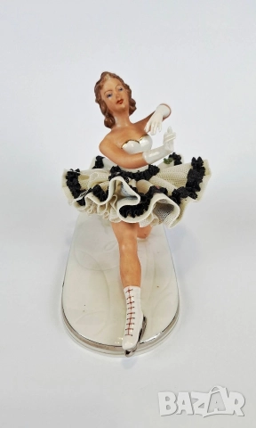 Порцеланова балерина - Sandizell, Dresden 60-те, снимка 2 - Статуетки - 52615837