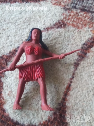 Фигурка на жена 51780