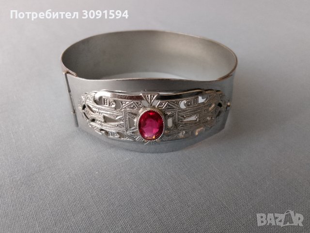 Стара стилна дамска гривна новохром