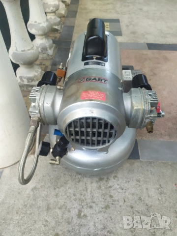 Двуглав безмаслен компресор GAST -4hcj