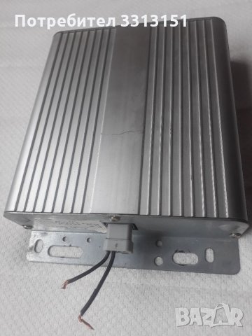 Авто Моноблок 300w за бас с вграден кросоувър, снимка 2 - Аксесоари и консумативи - 35870203