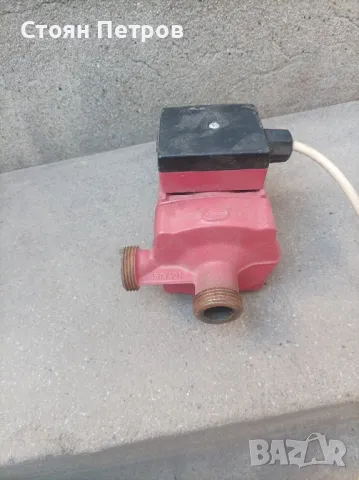 Помпа Grundfos up 15-50 es, снимка 2 - Водни помпи - 48727234