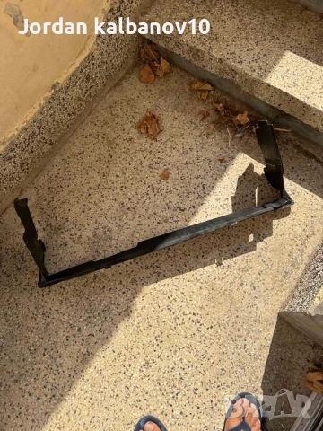 Компл. горен, долен дефозиор радяторите Range Rover Evoque само за 100Eur. GJ32-8A095-AA GJ32-8327-A, снимка 6 - Части - 53468368