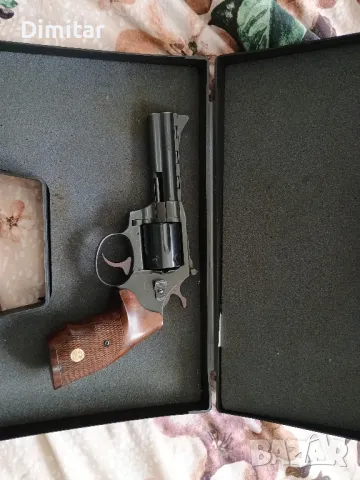 Револвер Холек 38 special , снимка 2 - Бойно оръжие - 49908224