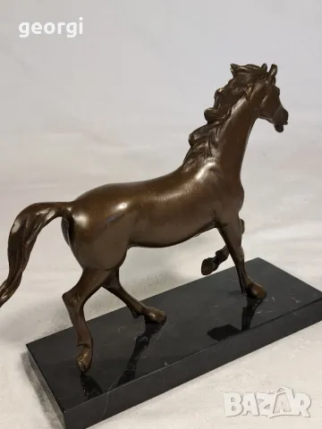 Бронзова фигура кон  3/3, снимка 3 - Статуетки - 47977658