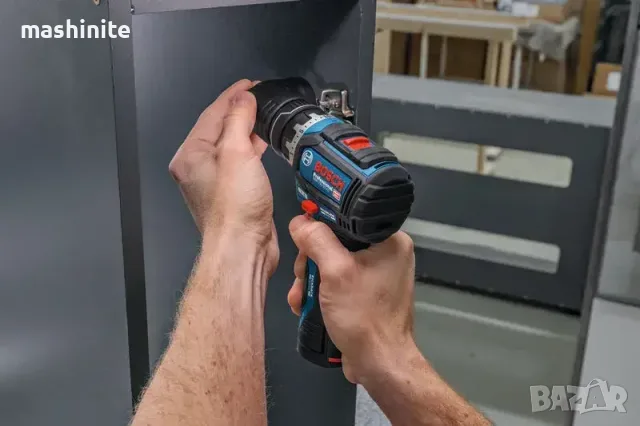 Акумулаторен безчетков винтоверт Bosch 12V GSR , в L-boxx и приставки, снимка 4 - Винтоверти - 55709156