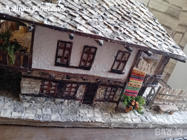 Макет на старинна къща-ръчна изработка.