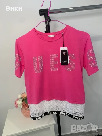 Нова тениска на Guess за 16г но е подходяща и за S размер , снимка 2 - Тениски - 50918259