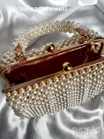 Дамска чанта перлена , снимка 10 - Чанти - 51881965