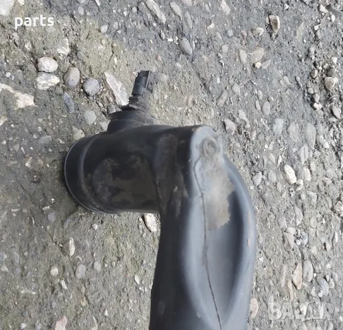Тръба Интеркулер Мерцедес C класа W202 - A2025281008, снимка 6 - Части - 49761235