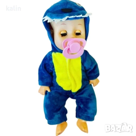 Кукла бебе с костюм динозавър + 3 динозавъра – 35 см