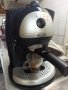 Кафемашина Делонги с ръкохватка с крема диск, работи отлично и прави хубаво кафе с каймак , снимка 1 - Кафемашини - 42310539