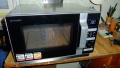 Продавам микровълнова фурна SHARP R - 260, снимка 1